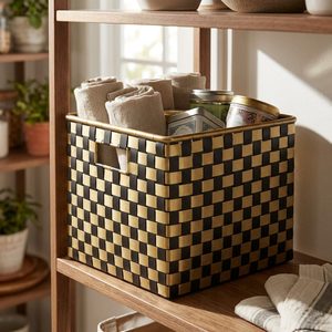 Cube de rangement tissé Bunai en fil de fer doré noir fait main (30 cm) pour la décoration de la maison, des hôtels et des mariages - Product Image 2