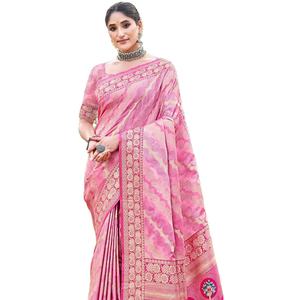 Sari en soie royal et riche avec une belle impression numérique - Product Image 2