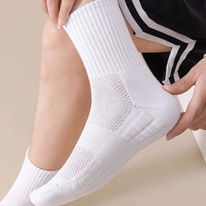 Calcetines Deportivos de Compresión Antideslizantes con Logotipo Personalizado OEM, Calcetines de Fútbol para Hombre y Mujer, Calcetines de Entrenamiento de Fútbol - Product Image 3