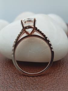 Bague de fiançailles et de mariage classique pour femme, diamant ovale 2 carats, solitaire fin, VVS, or massif 14 carats, certifié IGI - Product Image 6