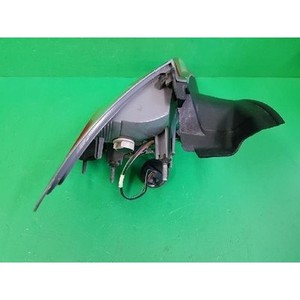 ไฟท้ายด้านในขวาของรถยนต์ Taurus (ด้านผู้โดยสารขวา) มือสอง รุ่น AG1313B504B - Product Image 3