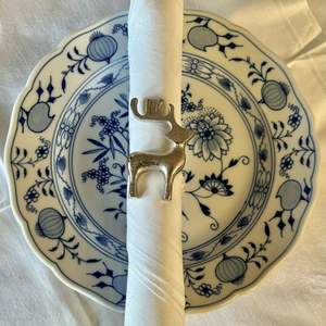 Anneaux de serviette en métal argenté en forme de cerf, décorations de table de Noël en forme de renne - Product Image 5