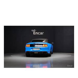 Ford Mustang GT Convertible 2022, 10,531 km, Caja de Cambios Automática, Asientos de Cuero, Cámara Trasera, Volante a la Izquierda - Product Image 4