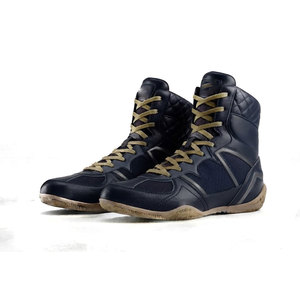 Chaussures de boxe fabriquées au Pakistan avec tissu respirant et confortables pour un entraînement intensif - Product Image 1