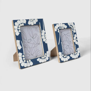 Customized Bone Inlay Resin Photo <b>Frame</b> with LED Light Square Wall Mounted Decorative <b>Picture</b> <b>Frame</b> for <b>Wedding</b> & Valentine Gi - Product Image 2