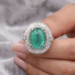 แหวนหมั้นเพชรพลอยมรกตคุณภาพสูง ทองคำขาว 18K แท้ ทำมือ รับรองโดย IGI เครื่องประดับแต่งงานสำหรับขายส่ง - Product Image 1
