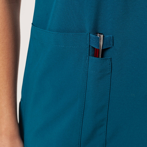 Ensemble de blouses médicales unisexe bleu sarcelle à manches courtes et col en V, pantalon droit, uniforme d'hôpital en polyester IMTIASON SPORTSWEAR - Product Image 4