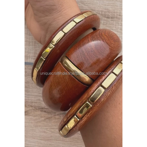 Pulseras de Madera Hechas a Mano, Forma Redonda, Acabado Pulido, Artesanía en Madera Natural y Pulseras de Moda con Detalles en Oro - Product Image 4