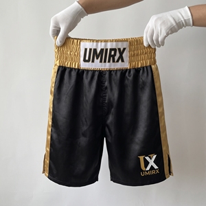 Pantalones Cortos de Boxeo de Satén para Hombre, Estilo Profesional, con Franja Negra y Dorada, Cintura Alta, Largos, con Logotipo Personalizado para Equipos - Product Image 4