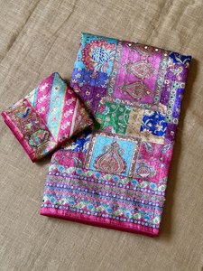 Sari de luxe en soie Dola Heritage, modèle Maharani, entièrement tissé Jari, pour grandes célébrations, avec tissage classique sur toute la surface - Product Image 4