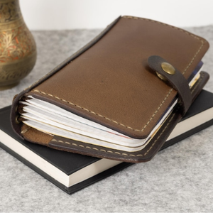 Carnet de notes en cuir fait main avec couverture en cuir grainé, porte-stylo, organiseur de journal de voyage, accessoire de lecture, poches rechargeables - Product Image 6
