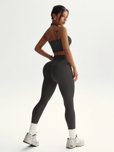 Conjunto Deportivo de Dos Piezas para Mujer, Ropa de Yoga Elástica, Atuendo Cómodo para Ejercicio, Leggings de Cintura Alta con Top a Juego - Product Image 2