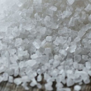 Cristaux de sel blanc de mer grossiers pour la cuisine et l'assaisonnement culinaire, ingrédient de sel comestible naturel - Product Image 4