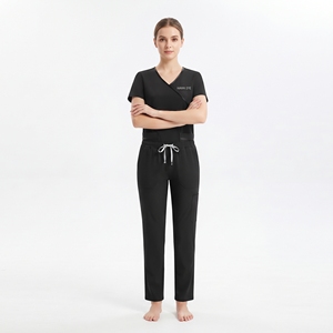 Conjunto de Uniforme Médico para Mujer Hawk Eye, Cuello en V, Color Negro, con Bolsillos, Dos Piezas - Product Image 2