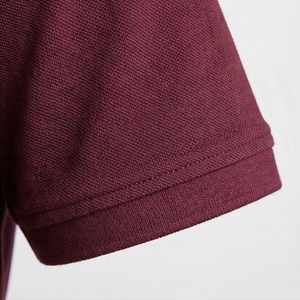 เสื้อโปโลชาย 100% โพลีเอสเตอร์ ผ้าถักระบายอากาศ บริการ OEM ลายเรียบ โลโก้ด้านหน้า แบบกำหนดเอง สำหรับกีฬา - Product Image 6
