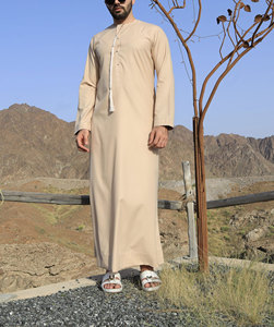 <b>Thobe</b> OEM Factory Custom Islamic Clothing with Modern Tailoring Polyester Anti-static for Global Brands & Export - Product Image 4