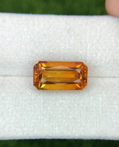 Superbe Citrine Jaune Orange Naturelle de Madeira, Pierre Précieuse Taillée de Haute Qualité pour la Fabrication de Bijoux - Product Image 4