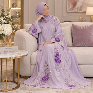 Abaya Lavanda Encantadora con Bordado Floral y Mangas Largas |   Vestido Kaftán Maxi Musulmán Modesto para Ocasiones Especiales y Uso Diario - Product Image 3