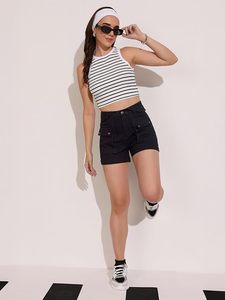Shorts de Mezclilla Sólidos 100% Algodón para Mujer Abdul Royal World Export, con Bolsillos, Estilo Casual de Verano, Color Negro, Corte Regular, Tejido de Sarga - Product Image 6
