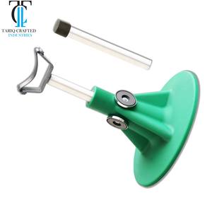 Soporte para Pezuñas de Caballos para Herradores, Herramienta para Recortar Pezuñas, TARIQ CRAFTED INDUSTRIES - Product Image 4