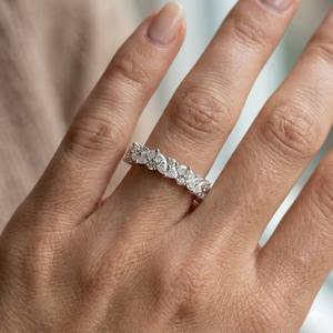 Anillo de Boda de Plata de Ley 925 con Diamantes Cultivados en Laboratorio, Media Eternidad, 1.15CT, Corte Marquesa y Redondo, en Oro Blanco de 14K - Product Image 4