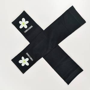 Manchon de bras sans couture noir à motif floral pour adultes, protection anti-UV, design extensible unisexe, pour cyclisme et activités de plein air, personnalisable - Product Image 4