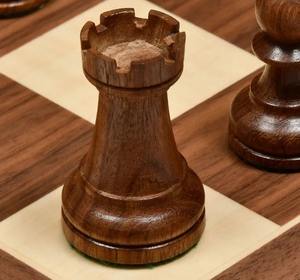 Juego de ajedrez americano Staunton de 4.1 pulgadas con piezas de madera de sheesham y boj pesadas a precio económico. - Product Image 1