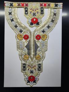 Patchs à coudre en organza dentelle miel à col rond avec broderie de sequins pour saris, robes, chemisiers et kurtis pour femmes - Product Image 3