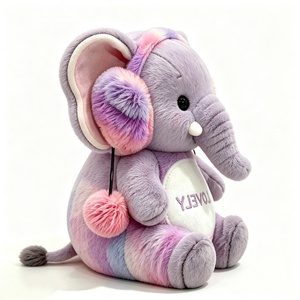 Peluche de elefante personalizado con efecto tie-dye y vientre bordado, peluche de elefante de cara redonda con pelaje degradado rosa-morado. - Product Image 3