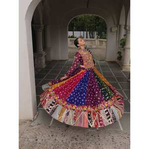 Lehenga choli ออกแบบสำหรับผู้หญิง Navratri ชุดพิเศษ - Product Image 2