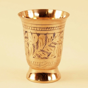 Gobelet en cuivre pur artisanal, verre à eau ayurvédique, vente en gros, vaisselle métallique de luxe écologique, tasse à boire pour une meilleure santé - Product Image 5