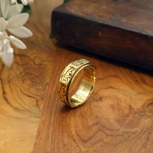 Anillo de banda ancha de latón grabado en oro vintage para hombre y mujer |   Joyería de Moda Étnica al por Mayor - Product Image 2