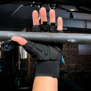 <b>Half</b> Finger Gym Gloves With Adjustable Wrist Strap Non <b>Slip</b> Breathable Gym Gloves for Weight Lifting Unisex Fitness Training - Product Image 3