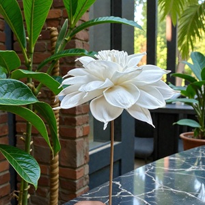 ดอกไม้โซล่าวู้ด VADEE SOLA WOOD FLOWER ทำมือ ดอกไม้โซล่าวู้ดสีงาช้าง ขนาด 8.5 ซม. ทำจากเส้นใยพืชเซสบานียา จากประเทศไทย - Product Image 3