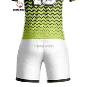 Maillots de foot personnalisés et vêtements de sport pour équipes de club, kits de football originaux à prix avantageux - Product Image 5