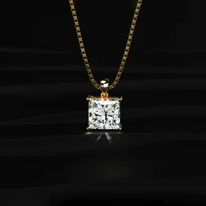Pendentif en diamant solitaire de taille princesse cultivé en laboratoire en or. - Product Image 2
