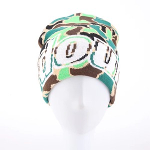 Bonnet d'hiver en acrylique tricoté camouflage avec logo jacquard personnalisé et revers à logo, style bonnet court - Product Image 5