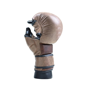 Gants de combat MMA en similicuir sur mesure de haute qualité, parfaits pour une utilisation professionnelle, avec logo personnalisé - Product Image 1