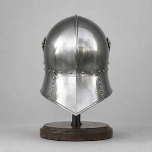 Casco Barbuta de Acero Inoxidable Plateado Hecho a Mano, Estilo Antiguo, Armadura de Caballero, Pieza de Arte Coleccionable, Acabado Pulido - Product Image 3