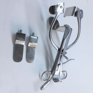 Ensemble d'opérations chirurgicales ALAN PARKS : Rétracteur anal avec lames et aspiration, Spéculum anal chirurgical en acier inoxydable, Instruments de proctologie CE - Product Image 1