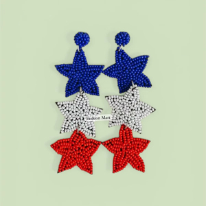 Boucles d'oreilles patriotiques faites à la main en gros, design drapeau américain perlé, bijoux tendance pour femmes - Product Image 1