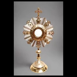 Nuevo Monstrario de Latón con Gema Roja y Detalles, Decorativo para Mesa, para Uso en Iglesias Católicas y Bodas - Product Image 6