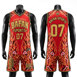 Ensemble d'uniformes de basketball en maille polyester premium 180 GSM, motif flamme tribale rouge et or, pour hommes - Product Image 1
