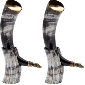 Jarra de Cuerno de Búfalo Auténtica Tallada a Mano de 12 Pulgadas, Estilo Medieval, Acabado con Brillo Natural, Ecológica, Jarra de Cerveza de Cuerno de Primera Calidad - Product Image 1