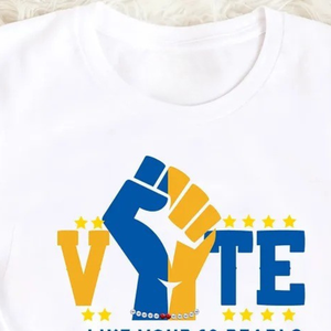 T-shirt personnalisé VOTE blanc pour femme, motif imprimé Sororité grecque Sigma Gamma Rho, manches courtes, col rond, décontracté, en coton, tendance - Product Image 3