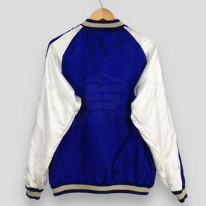 Chaqueta Sukajan de Moda Urbana con Acabado Satinado Suave y Bordado Artístico para un Look Elegante - Product Image 2