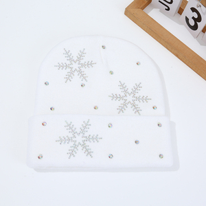 Gorro de Punto Acrílico Personalizado con Diseño de Copo de Nieve y Pedrería, Cálido para Invierno, Unisex, para Esquí y Viajes - Product Image 2