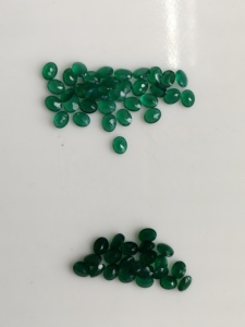 Onyx vert naturel 5x4MM, coupe ovale, pierre précieuse de qualité supérieure, en vrac, pour la fabrication de bijoux - Product Image 2
