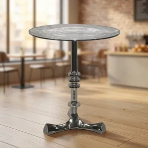 Table basse moderne en verre avec structure métallique, meuble décoratif pour salon - Product Image 6
