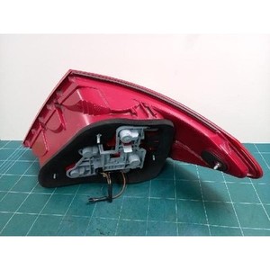 ไฟท้ายซ้าย (ด้านซ้าย) สำหรับรถยนต์ C-class ปี 2007-2015 มือสอง ของแท้ OEM รหัส 2048201964L - Product Image 3